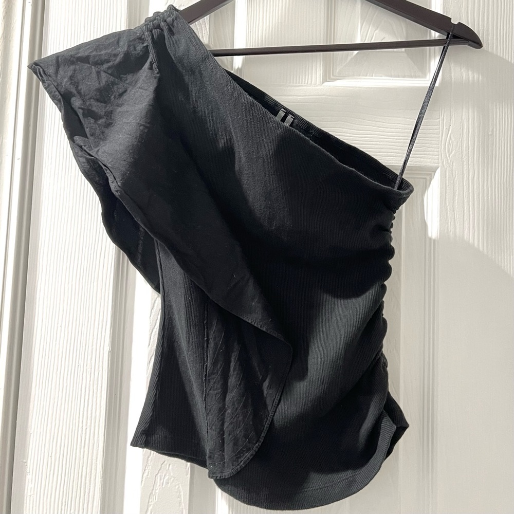 Black One Shoulder Dramatic Ruffled Blouse Tank - image 1